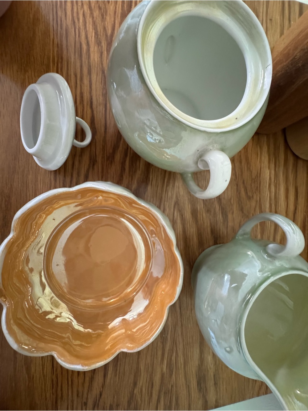 Lusterware Three Piece Set - Picture 4 of 13